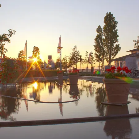 Haus Blick Zur See: Mit Meerblick Und Erlebnisbad Goehren (Ruegen)