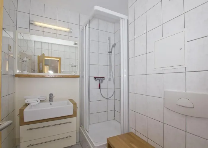 Haus Blick Zur 06 - Mit Sauna- Und Schwimmbadnutzung Im Ahoi Sellin *